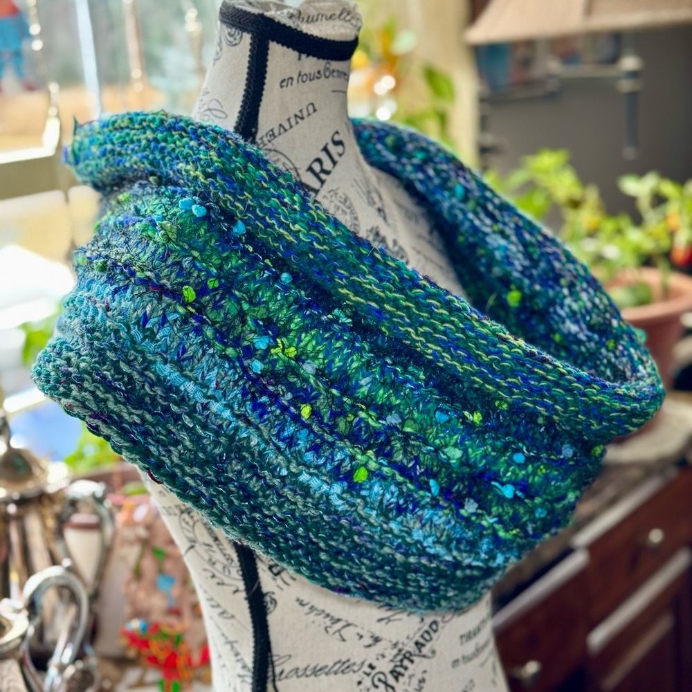 Premium Wool Infinity Scarf —Witchy Ocean Blues•4-Strand Hand Knit•One-of-a-Kind - Picture 12 of 17